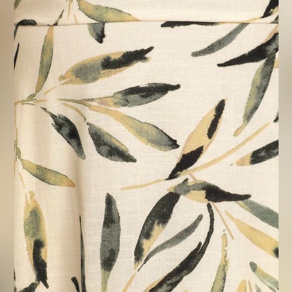 Lulus Light, floral one shoulder dress - Picture 4 of 9